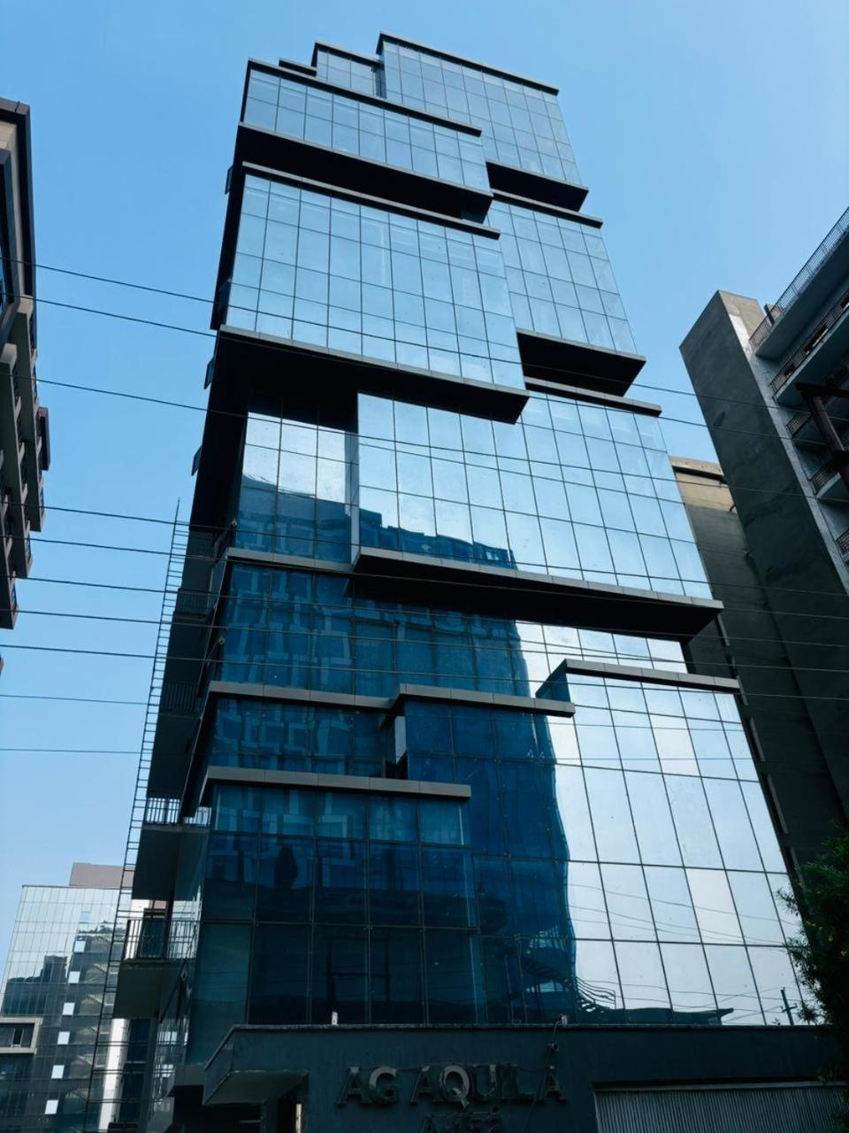 Aquila Grand Suites - Noida Sector 136 Екстериор снимка